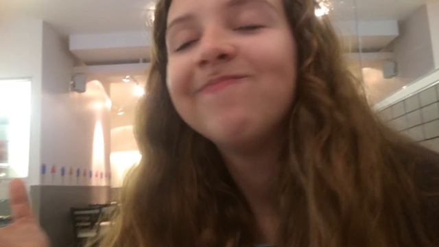 ANNE SEASON 2 - BEHIND THE SCENES - Amybeth McNulty