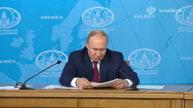 События на Украине – прямой результат мирового и европейского развития конца XX – начала XXI века, т смотреть онлайн