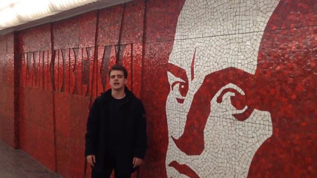 Страна читающая — Вадим Михальчук читает произведение «Послушайте!» В. В. Маяковского смотреть онлайн