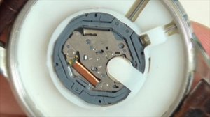 GUESS – «Не останавливайся!» [замена батарейки]