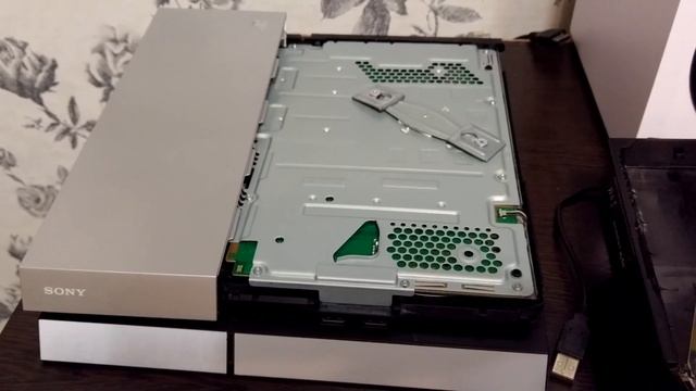 КАК ИЗБЕЖАТЬ ПЕРЕГРЕВА PS4!!! смотреть онлайн
