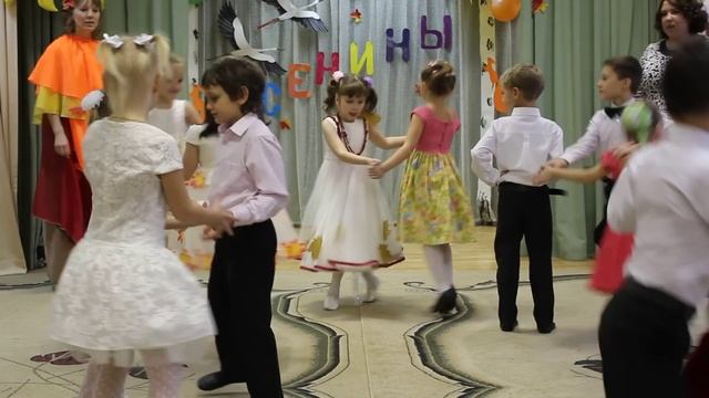 Осень Золотая Праздник Осени в детском саду смотреть онлайн