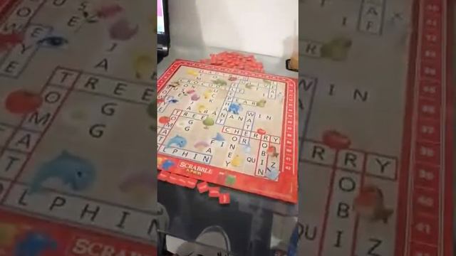 Reglas de scrabble junior смотреть онлайн