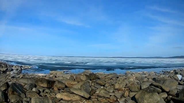 На берегу озера смотреть онлайн