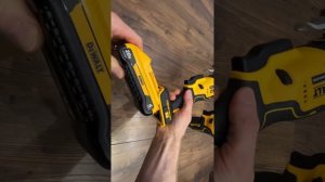 DeWalt для Америки 20v и для Европы 18v