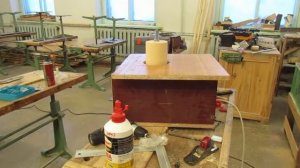 Барабанно шлифовальный станок вертикального типа.