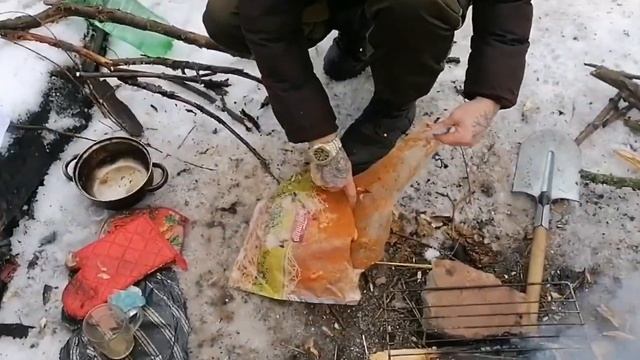 Готовим еду на природе в непогоду. ! Ура я на природе)) смотреть онлайн