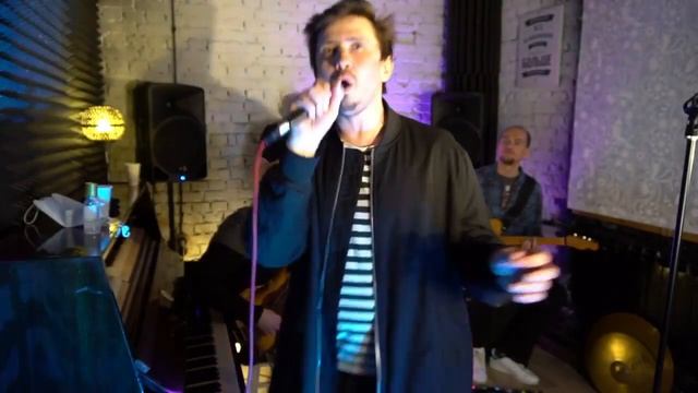 Стальные питоны - Somebody To Love (cover Jefferson Airplane's)