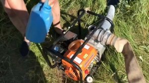 Полив картофеля мотопомпой.ВМЕСТО ДОЖДЯ!!!