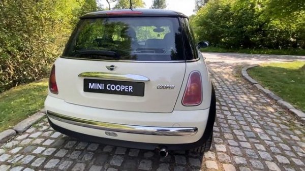 MINI COOPER R50 REVIEW | Future Classic?
