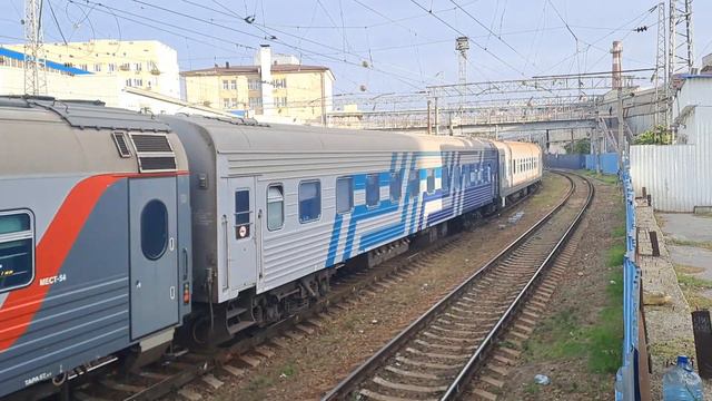 ЭП1М-466 с поездом №141 Симферополь - Пермь смотреть онлайн