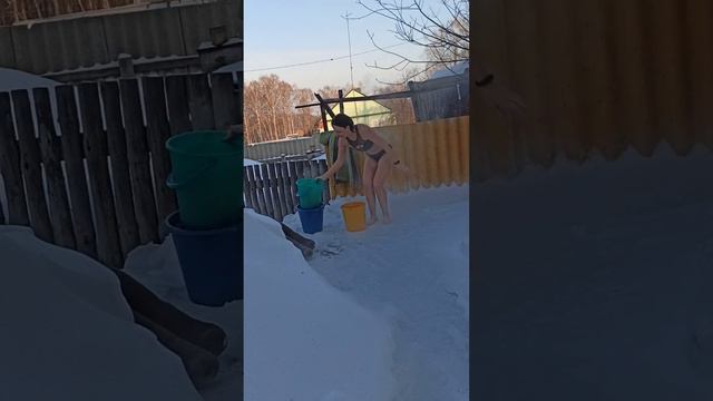 22 февраля. - 35С°. Обливание. День 107. Кемеровская область. смотреть онлайн