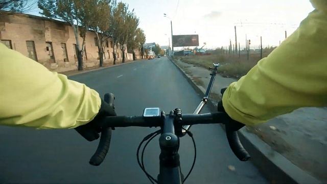 ДИКИЙ ТЕМП. Вечерняя тренировка на велосипеде смотреть онлайн