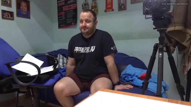 РЕКОРДСМЕН РОССИИ О ПРИСЕДАНИЯХ / ДАНИИЛ ЕРМОЛАЕВ смотреть онлайн