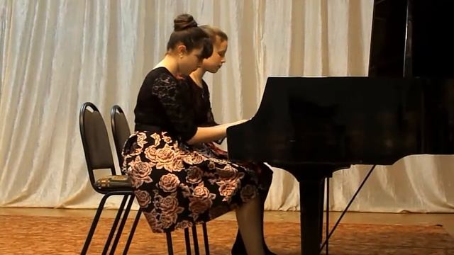 Михайлова Елизавта, Ляпкина Злата г Маркс Полька из кф Кубанские казаки смотреть онлайн