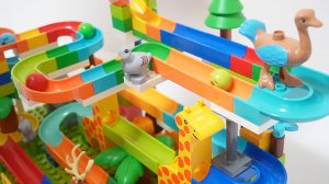 Мультики для детей 3+. Волновая горка Конструктор ЛЕГО. Животные. Раннее развитие