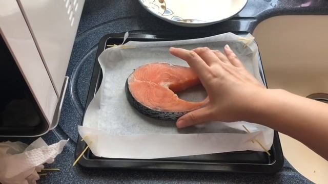 Panasonic蒸焗爐 自製焗盤x煎三文魚 蒸焗爐煎魚功能示範｜蒸焗爐食譜｜DIY Baking Plate x Fried Salmon | 里想煮意 Leisure Cooking смотреть онлайн
