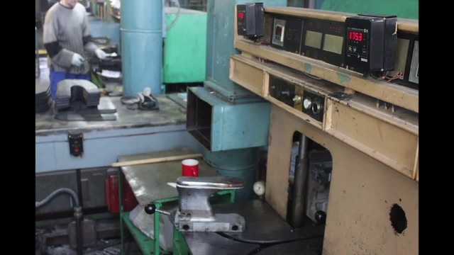 Boomstarter - СОВЕТСКИЕ КЕДЫ: Кеды из СССР возвращаются!