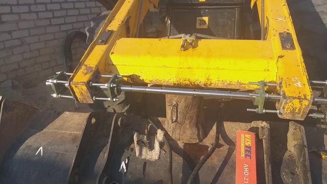 Мобильный расточной станок своими руками, в стиле гаража. Полное видео позже выложу. смотреть онлайн