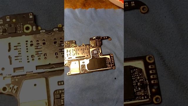 Xiaomi Redmi Note 8T нет подсветки дисплея.