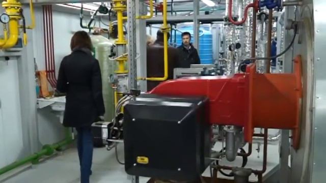 Сезон тазиков и кастрюль начался! А вы знаете, когда отключат горячую воду в вашем доме? смотреть онлайн