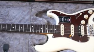 Unboxing Fender American Professional II Stratocaster HSS Olympic White