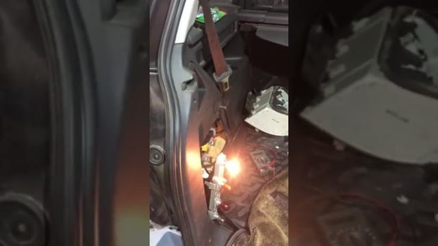 Опель Зафира В когда не работают габариты и стопы?! Легко! Видео от Вити! смотреть онлайн