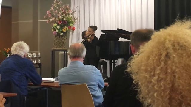 Dylan Genev, 9 jaar, viool, the boy Paganini смотреть онлайн