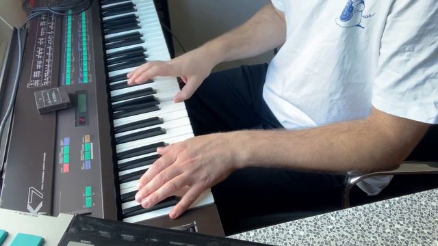 Jam n•1: Yamaha dx7 & Korg ddd-1 by Dramaboy смотреть онлайн