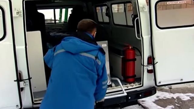 Карета скорой помощи для Березовской больницы смотреть онлайн