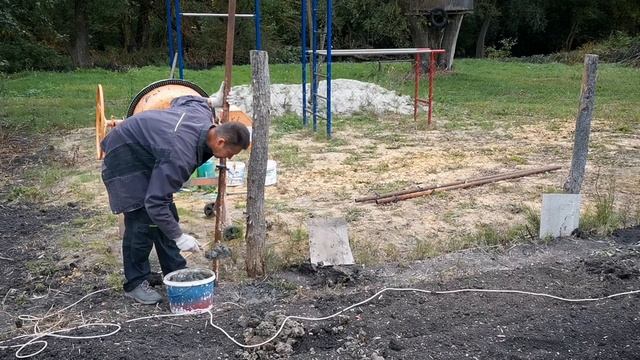 Забор своими руками: установка и монтаж