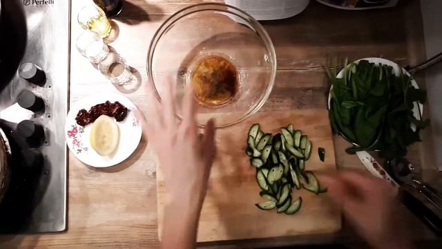 Салат Шпинатний по рецепту Джеймі Олівера