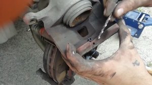 Бряканье - стук суппортов, решение есть.