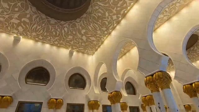 PART 2 - Tour of Abu Dhabi | LOUVRE Museum & Sheikh Zayed Grand Mosque | Architecture смотреть онлайн