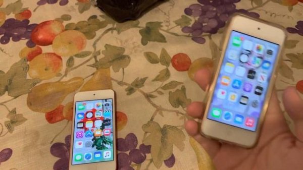 iPod touch 5th gen vs iPod touch 7th gen comparison in late 2022