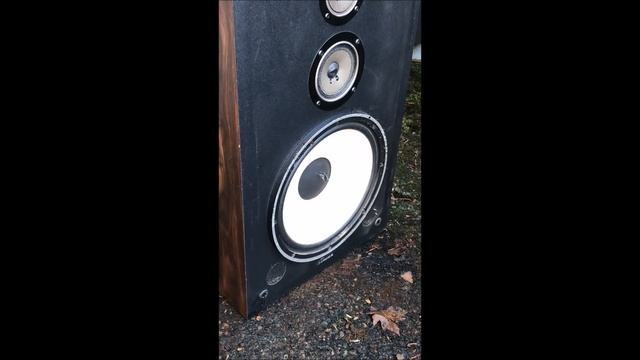 Blowing Speakers 7 смотреть онлайн