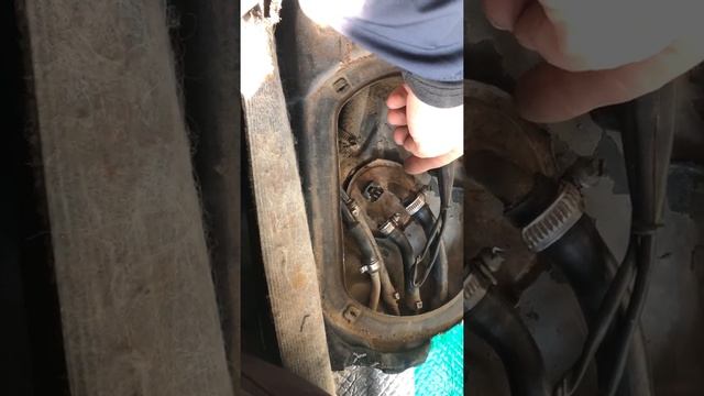 бензонасос и датчик уровня топлива бмв е30 смотреть онлайн