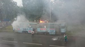 Горит трамвай в г Прокопьевск