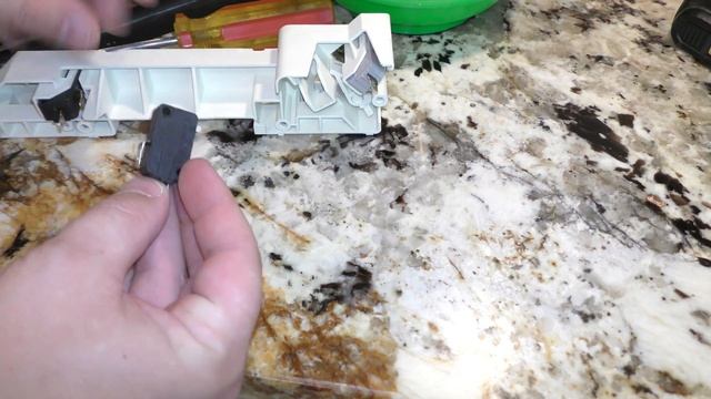 GE Microwave Keeps Blowing Fuse / Breaker - DIY Fix смотреть онлайн