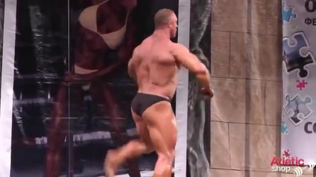 Бодибилдер с отличным чувством юмора. Настроение подымает! смотреть онлайн