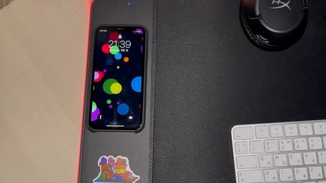 Игровой коврик для мыши, 800x300x4 мм, с функцией беспроводной зарядки и RGB подсветкой! смотреть онлайн