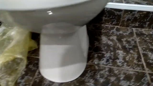 ...У вас ремонт в ванной ? Есть вариант-обзора одного санузла. смотреть онлайн