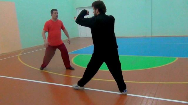 Yiquan Основы техники Ицюань Перемещения, шаги Часть 2 смотреть онлайн