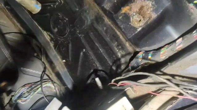 Выявление коррозии в Крайслер 300м. смотреть онлайн