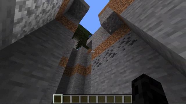 Big Minecraft 1.15.1 village seed with many animals: horses, cats, chickens, pigs, sheep, and cows смотреть онлайн