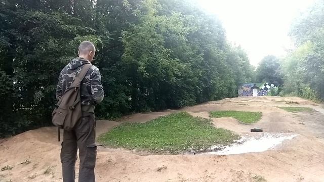 Трасса для радиоуправляемых машин в парке Северное Тушино смотреть онлайн