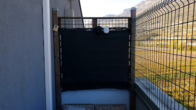 TRONSMART T7 MINI VS JBL CLIP 4 (Max Volume Outdoor Test)