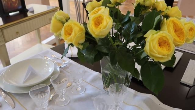 ЛАМПА ЗА 230 000₽!ШОК?ОТВРАТИТЕЛЬНО ОБСЛУЖИЛИ В ШОКОЛАДНИЦЕ! Я ФАНАТКА ФУТБОЛА?КАТИ ВИК смотреть онлайн