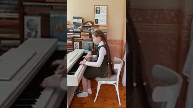 Трехголосная инвенция, И.С. Бах, E-dur. (11лет) смотреть онлайн