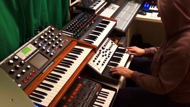 Synth Jam with Moog Voyager, Subphatty, ARP Odyssey, MFB Dominion 1, MicroBrute, EMU XL7 (HD 1080p) смотреть онлайн